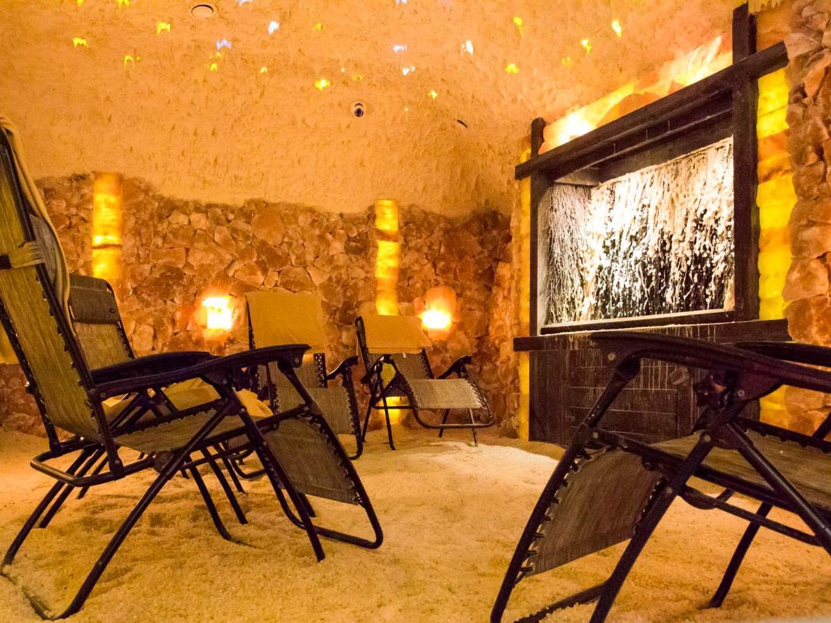 Ignasiak Hotel Września Esterno foto