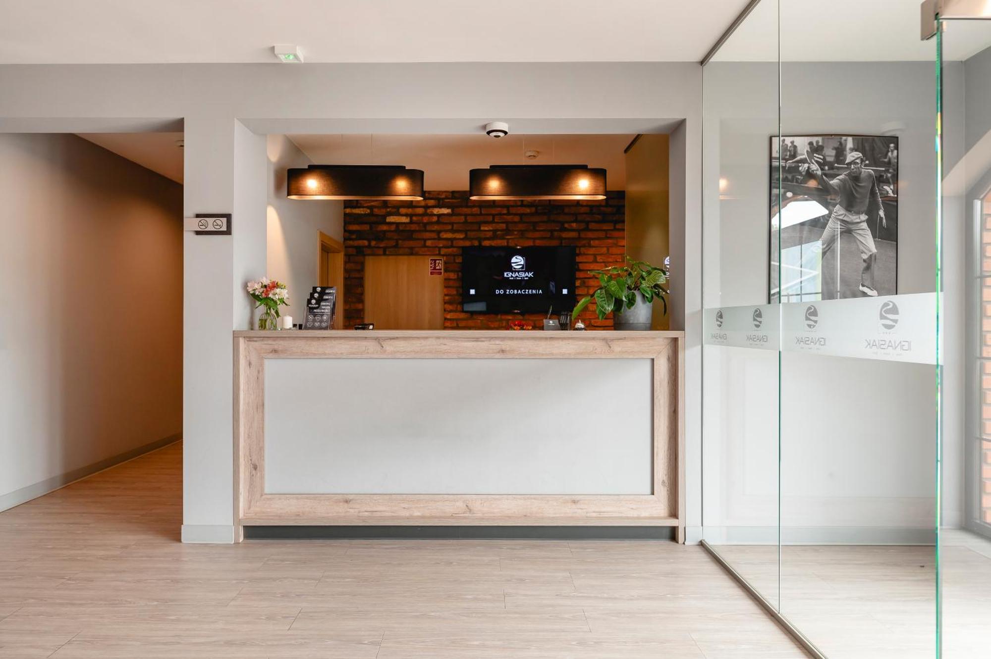 Ignasiak Hotel Września Esterno foto