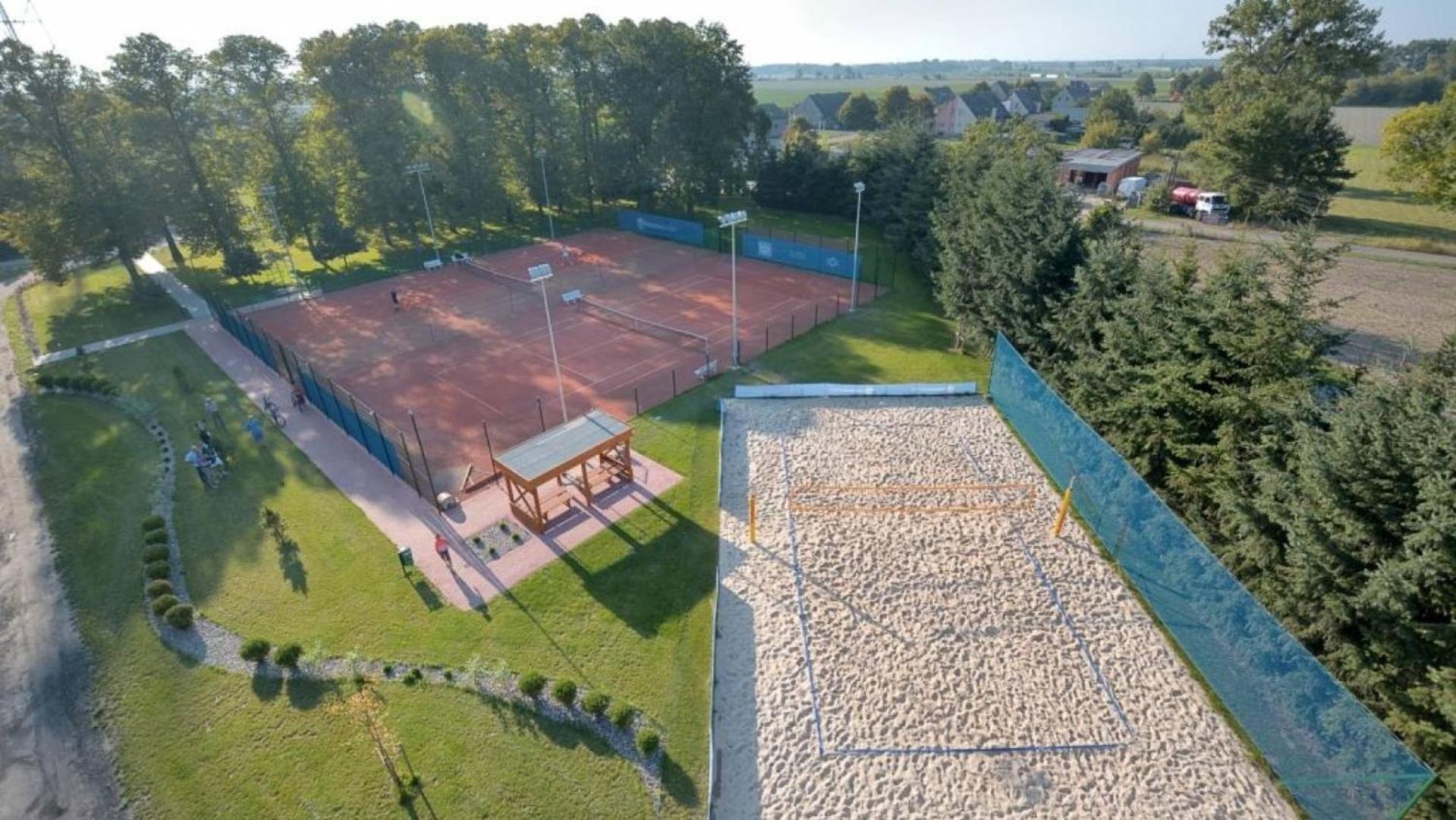 Ignasiak Hotel Września Esterno foto