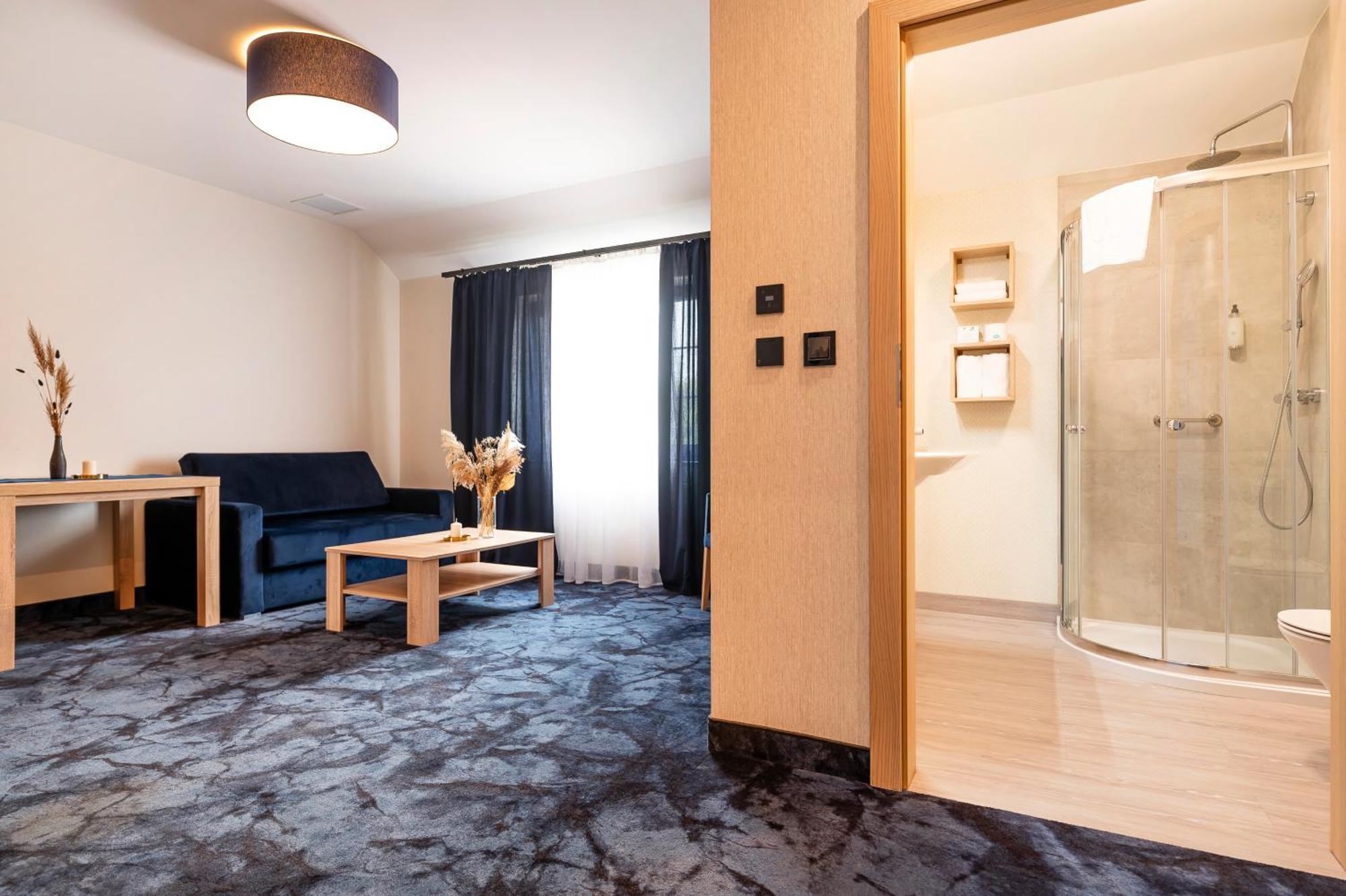Ignasiak Hotel Września Esterno foto