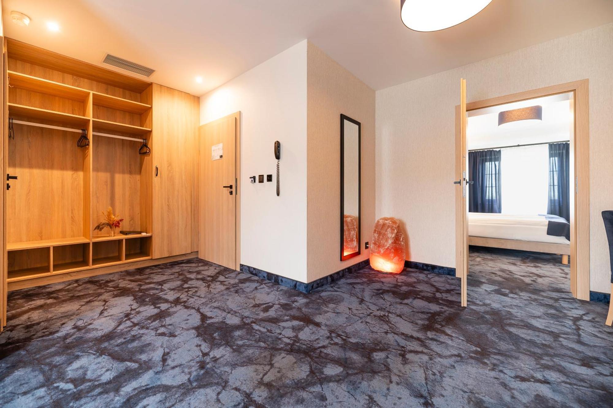 Ignasiak Hotel Września Esterno foto