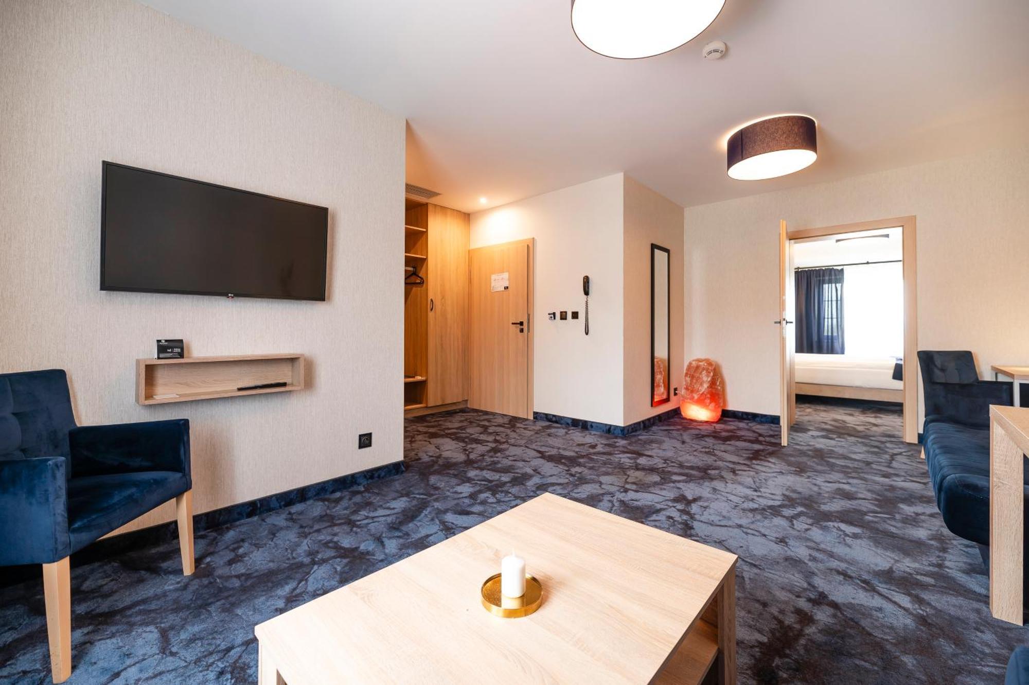 Ignasiak Hotel Września Esterno foto
